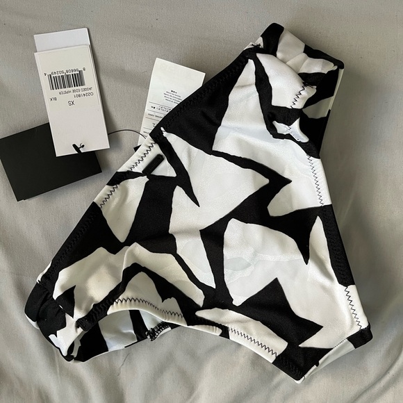 Volcom lot of 3. - Picture 8 of 13